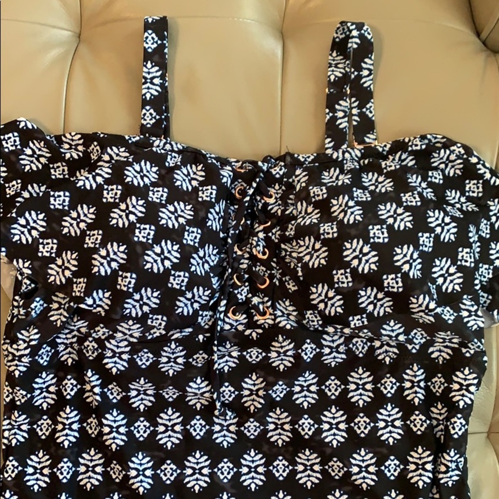 Raisins Curve Plus Size Cubana Bandeau One-Piece - Picture 3 of 8